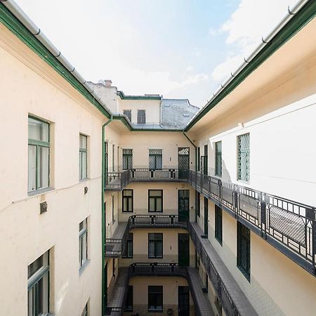 Vaci Street Premier Apartment Budapest Kültér fotó